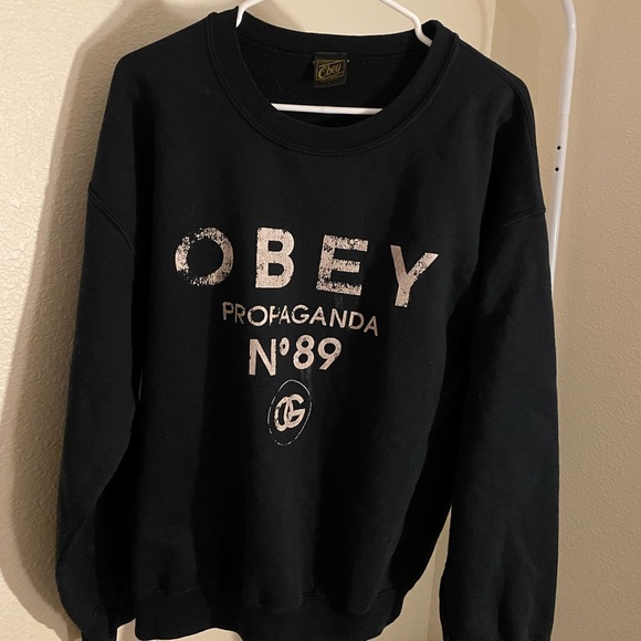 Black Obey Sweatshirt Women’s Large - Picture 2 of 4